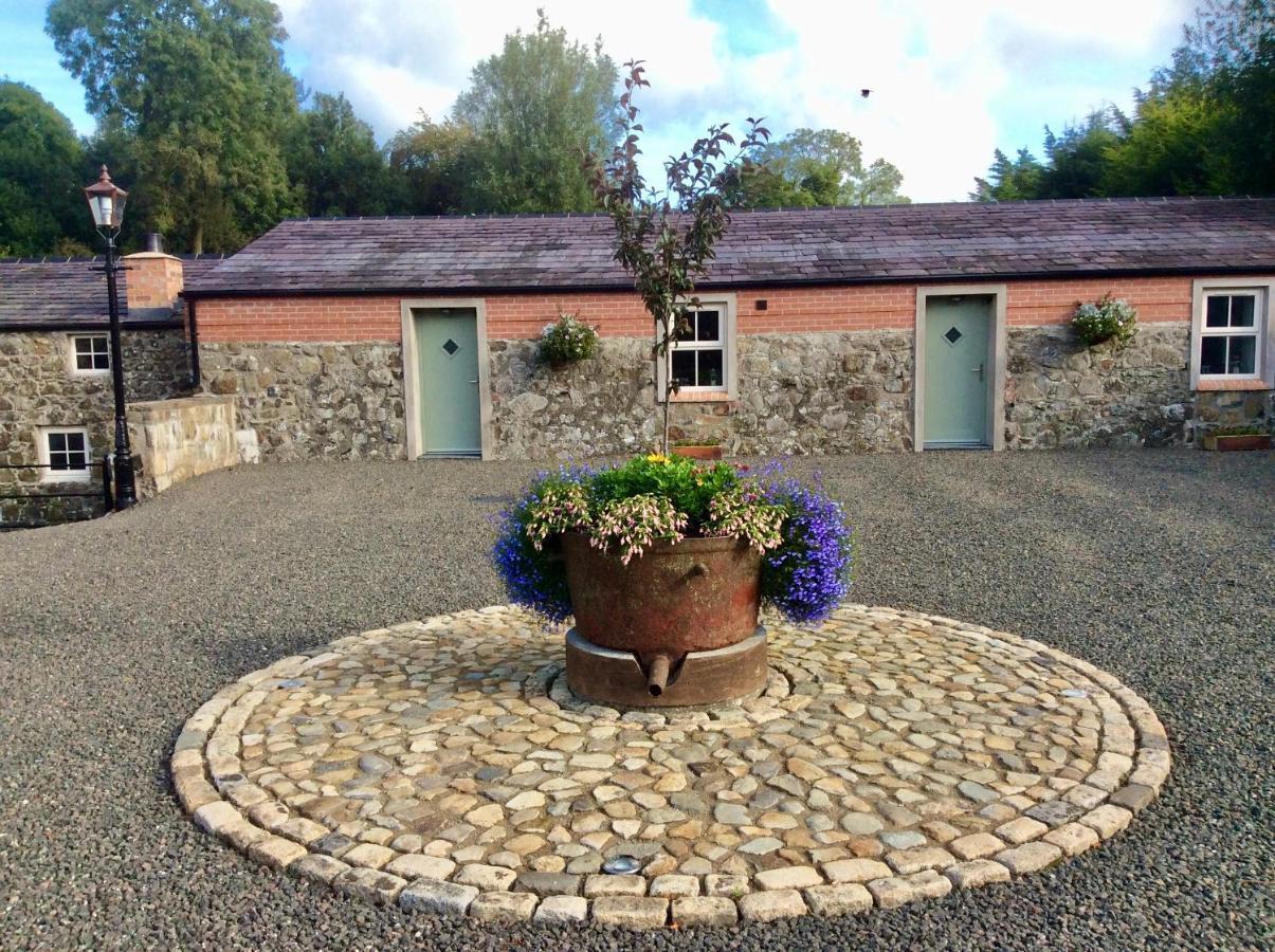 Millbrae Lodges Belfast Bagian luar foto