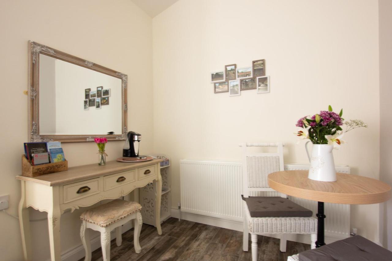 Millbrae Lodges Belfast Bagian luar foto